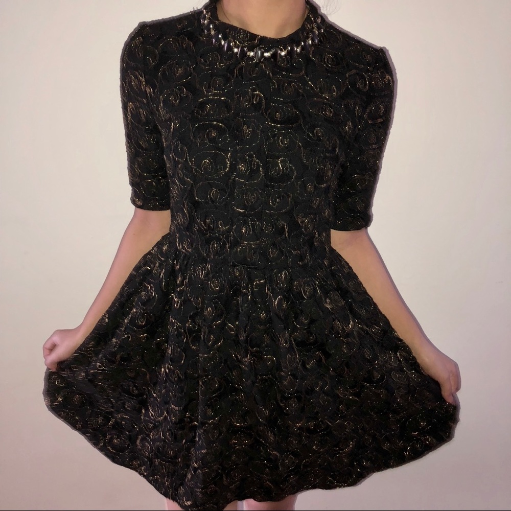 Vero Moda elegant black and gold dress size small